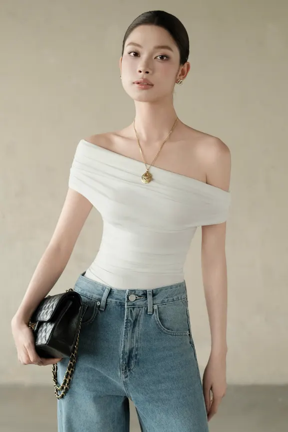 Tina T-Shirt · RR25AT30 — original RUBIES photograph 1