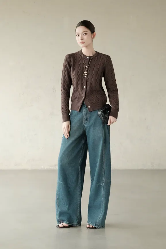 Obbie Jeans · RR25QJ38 — original RUBIES photograph 1