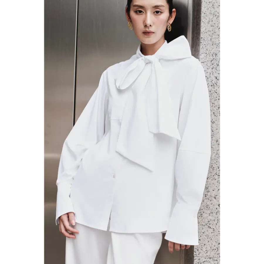 Big Bow Shirt With Large Cufflinks in White