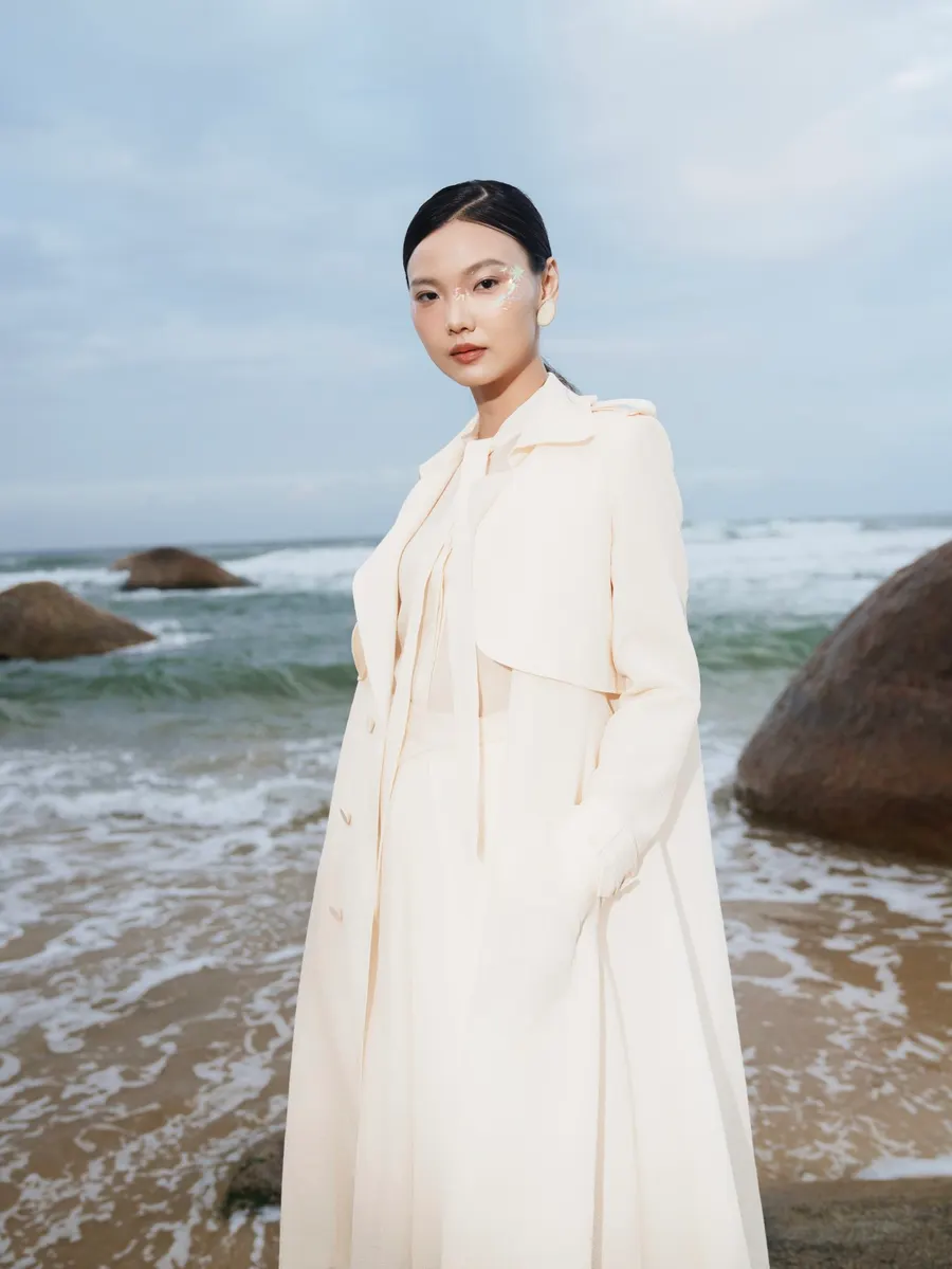 Galvantrench Coat in Beige — original WHITE ANT photograph