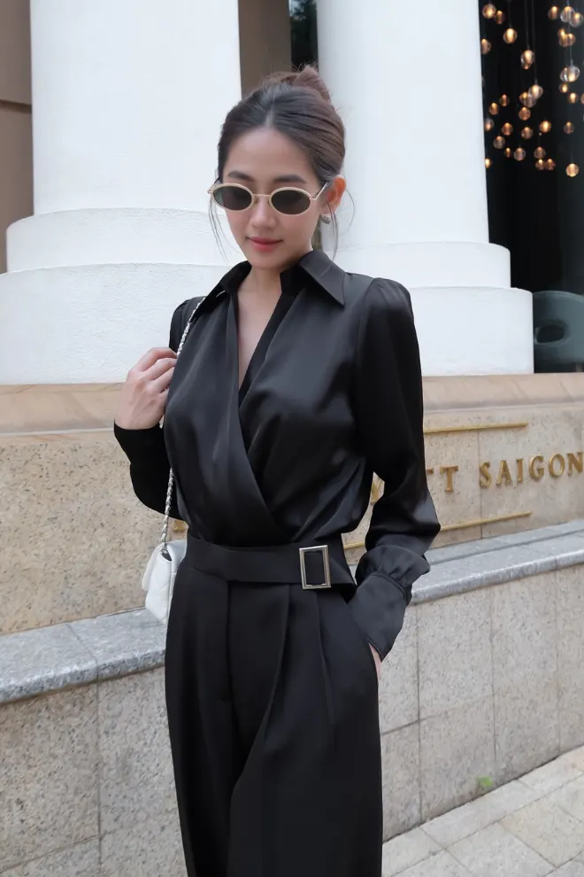 Sathy Short Jumpsuit · RR24JN01 in Black — original RUBIES photograph