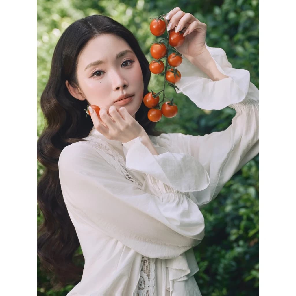 VEO'S Lala white ruffle lace shirt — original supplier photograph 1