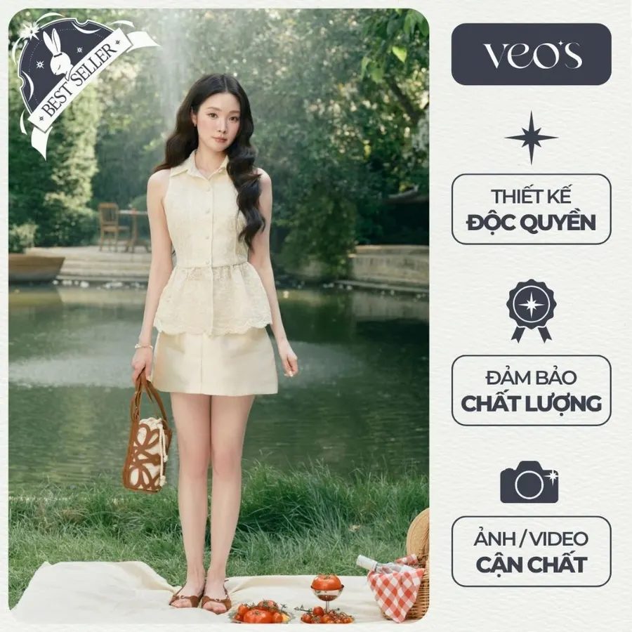 Jolie Top — original VEO'S photograph 1