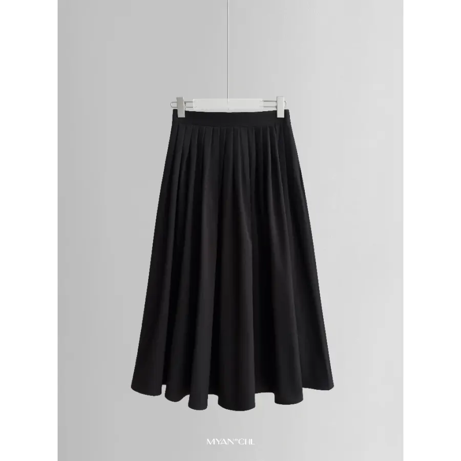 Midi Flared Skirt in Black