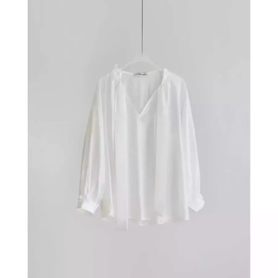 Floral-Appliqué Tie-Neck Silk Shirt in White