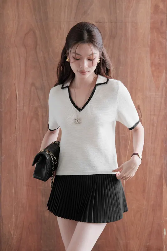 Suzy Knit Top · RR25DK15 — original RUBIES photograph 3