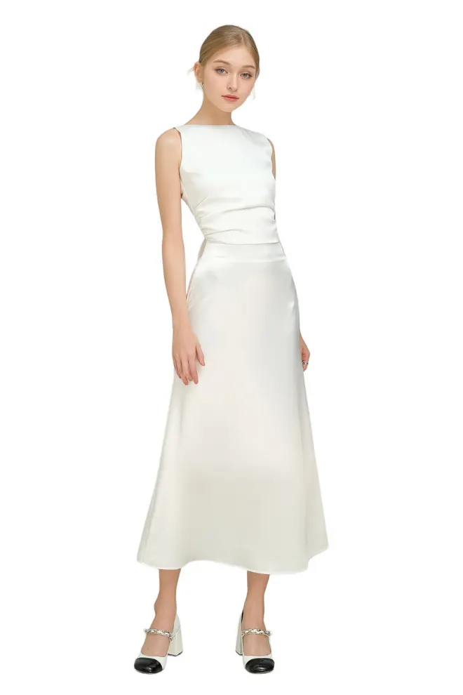 Sensi Long Skirt · RR23VD25 in White — original RUBIES photograph