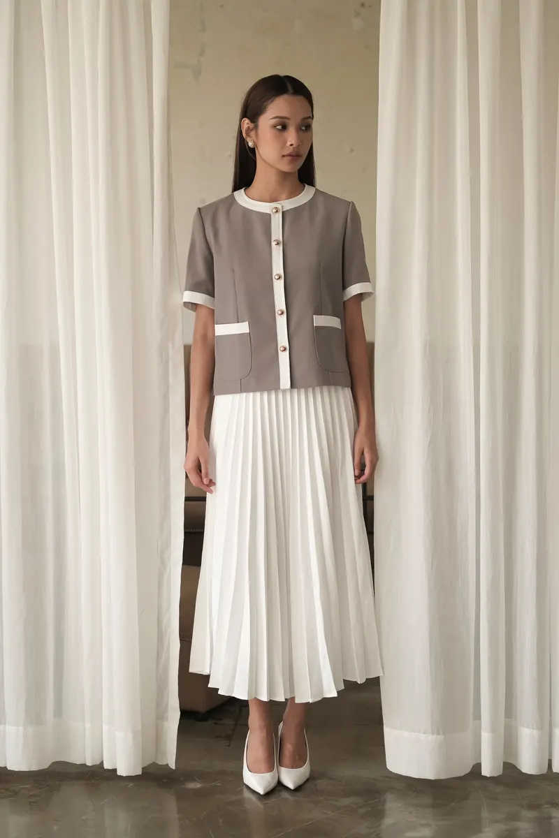 Malio Skirt · RR22VD14 in White — original RUBIES photograph