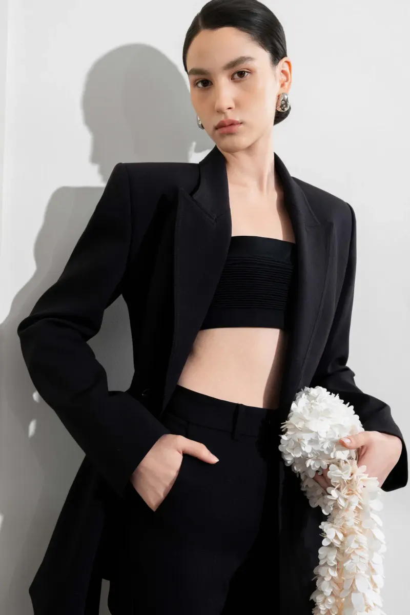 Double-Breasted Sculpt Blazer in Black