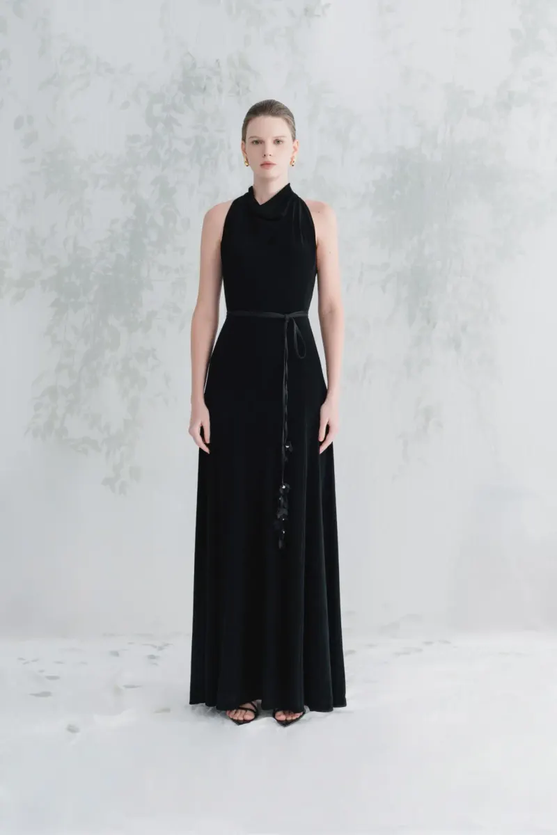 Alida Knit Dress — original WHITE ANT photograph 1