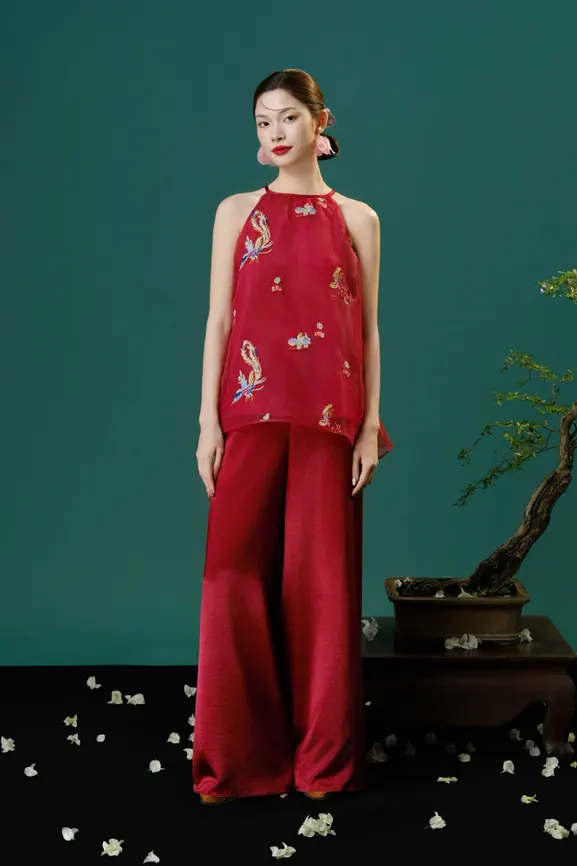 Ha Uyen Blouse · RR25AK122 — original RUBIES photograph 1