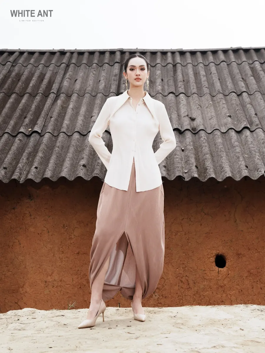Thekla Ruffled Skirt in Brown — original WHITE ANT photograph