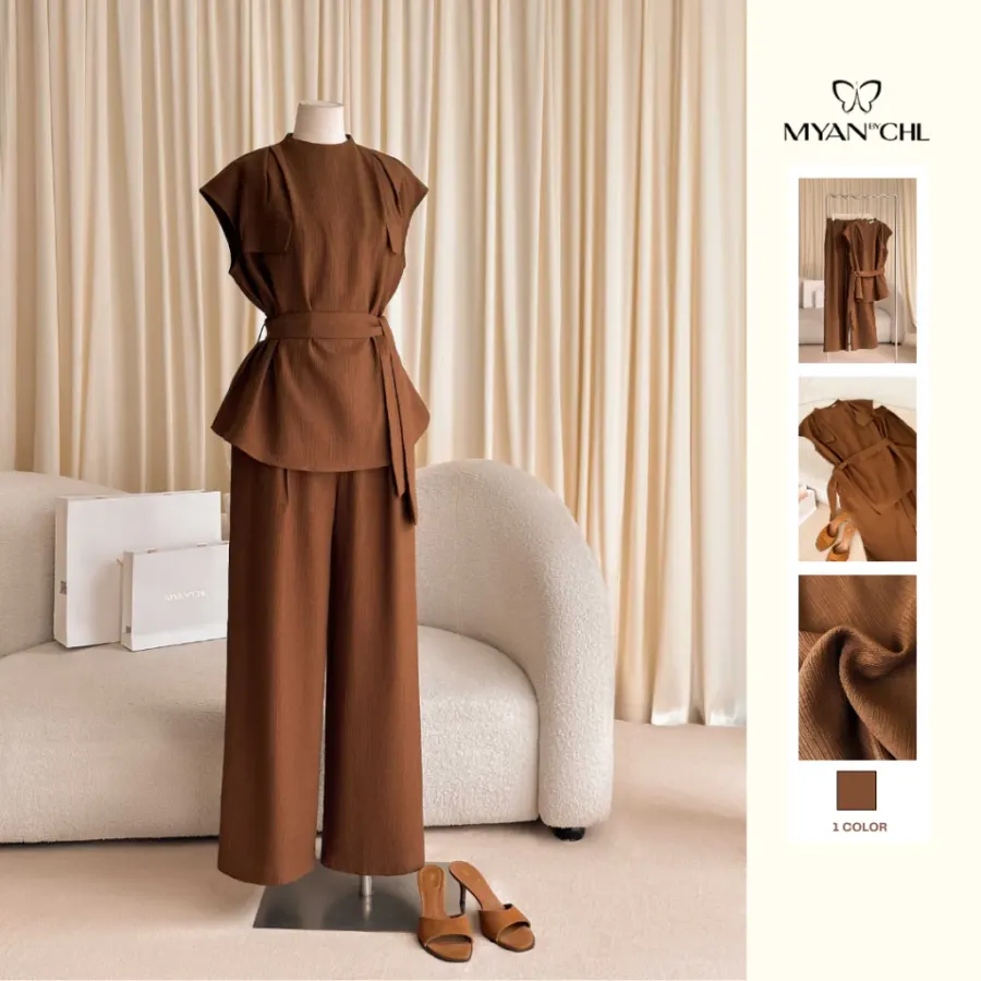 Sleeveless Turtleneck Top with Detachable Belt in Brown