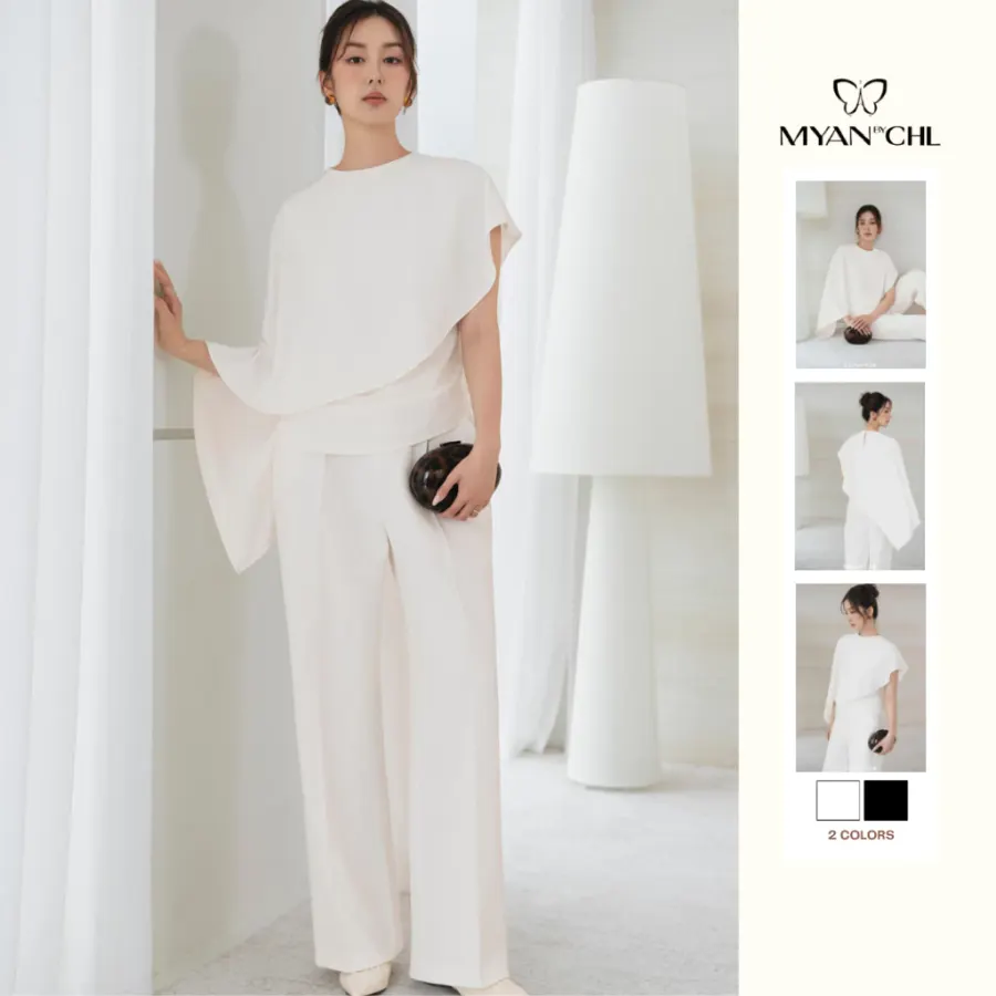 Shirt Covered With Pleated Hem in Black
