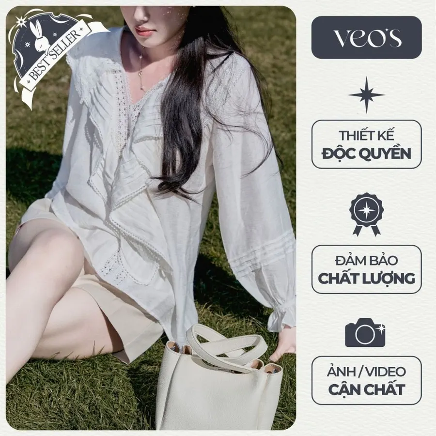 Jasmine Blouse — original VEO'S photograph 1