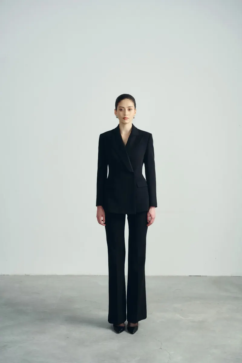 Audrey Notched Blazer — original WHITE ANT photograph 1