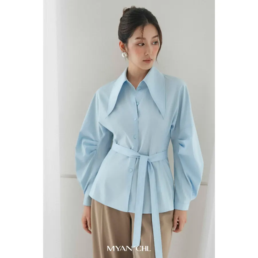 Pleated Shirt With Slim Sleeves in Blue