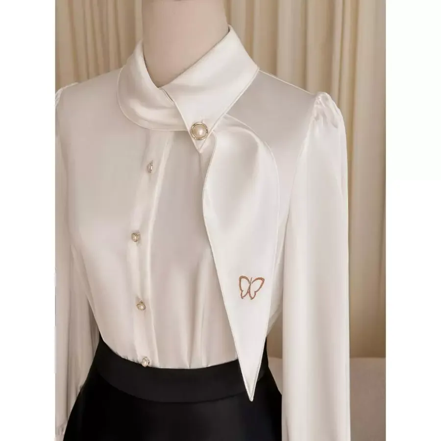 Bow-Collar Shirt with Pearl Buttons in White