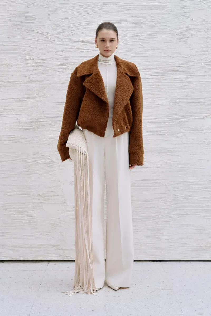 Amara Cropped Alpaca Oversize Jacket in Camel