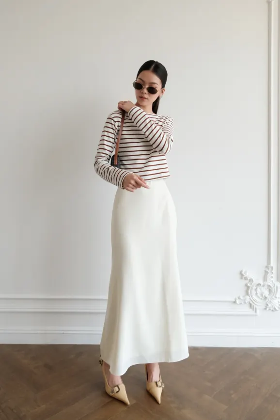Emily Long Skirt · RR23VD42 in Nude — original RUBIES photograph