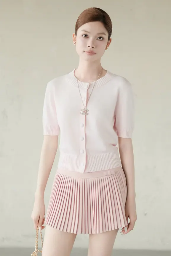 Colly Knit Top · RR26DK04 in Pink — original RUBIES photograph