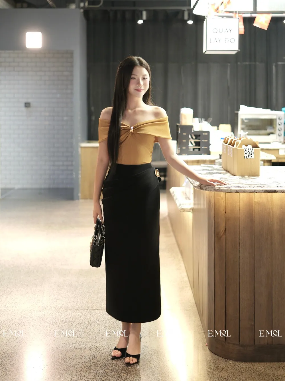 Pencil Skirt with Ruffled Waist and Attached Tag — original E.MOL photograph 1