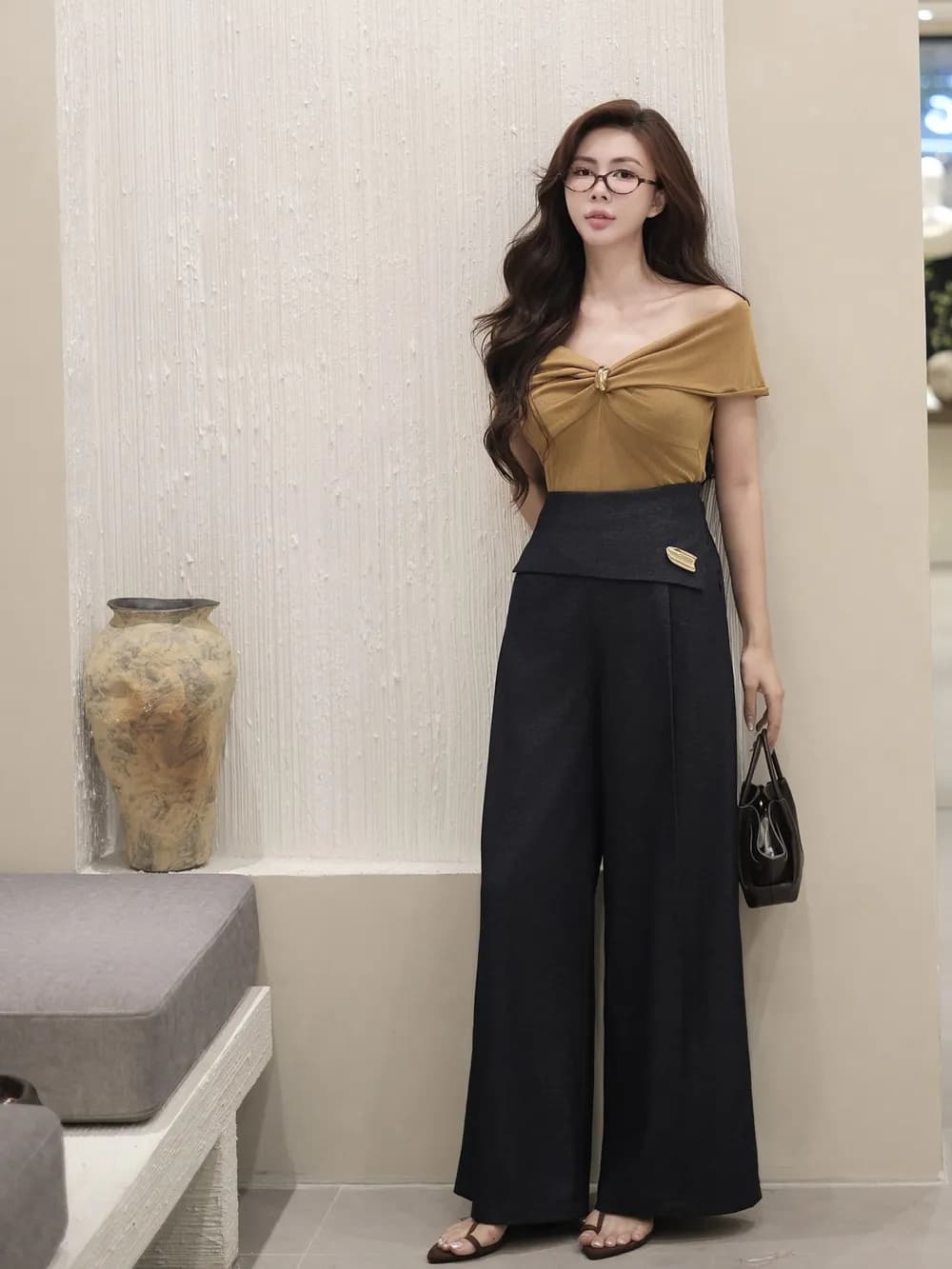 Denim Wide-Leg Pants — original E.MOL photograph 1