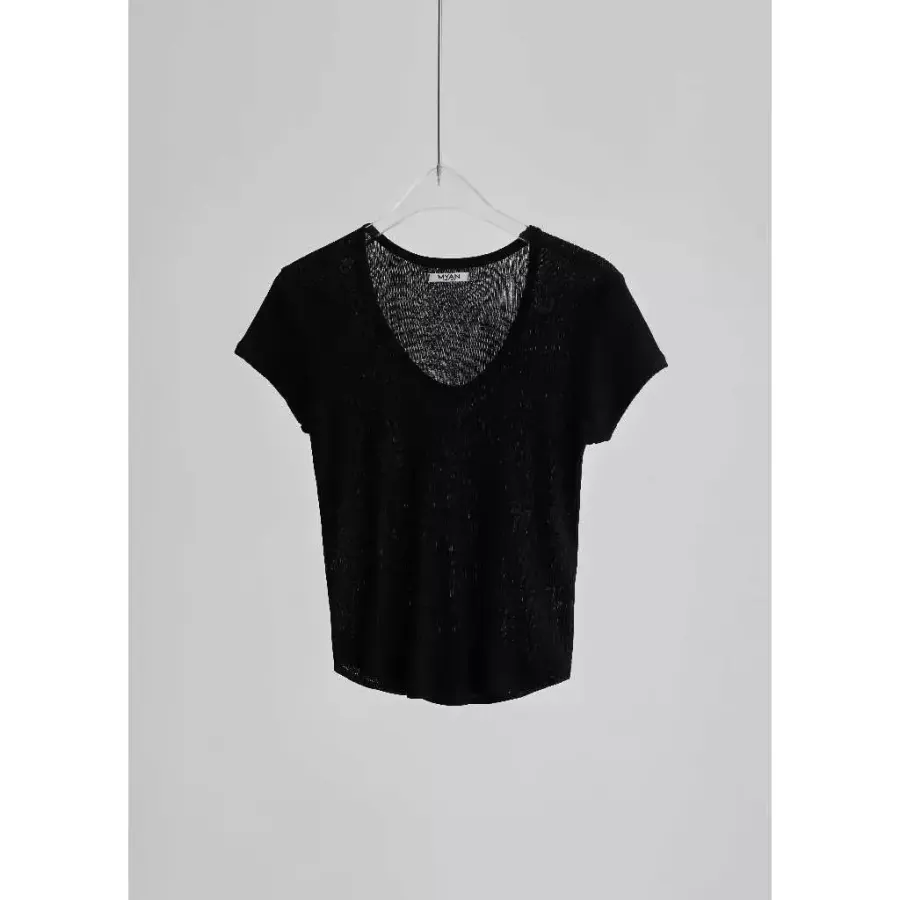 Short-Sleeve U-Neck T-Shirt in Black