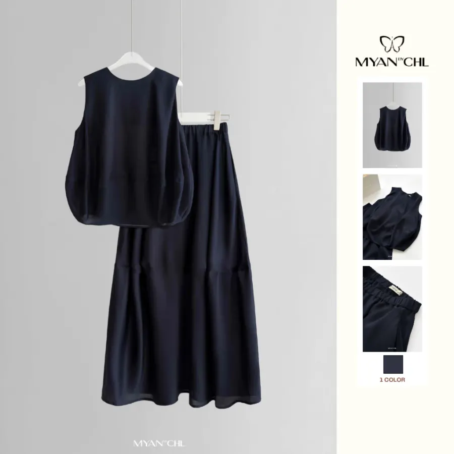 Round Neck Sleeveless Silk Shirt in Blue