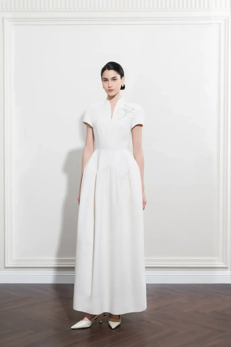 Eloria Shirt-Collar Midi Dress in White — original WHITE ANT photograph