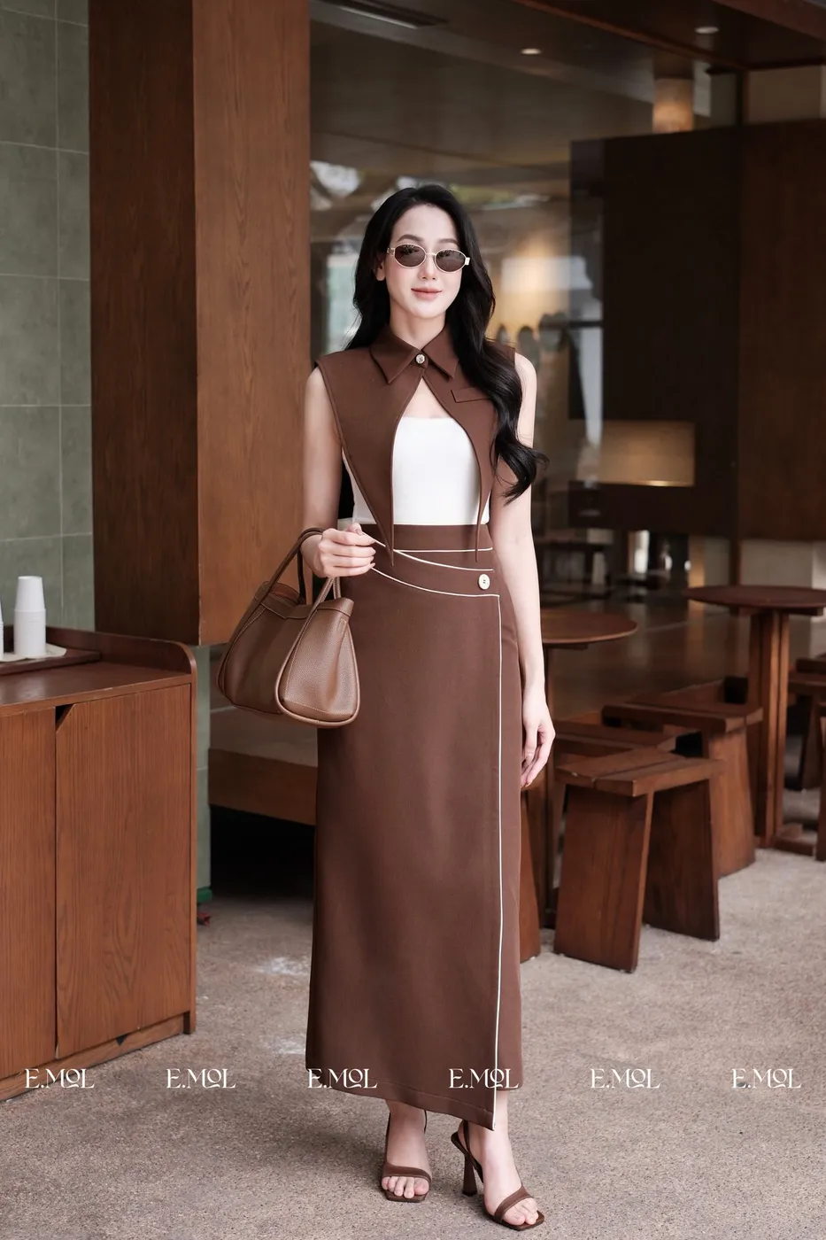 Long Skirt with Office Hem — original E.MOL photograph 1