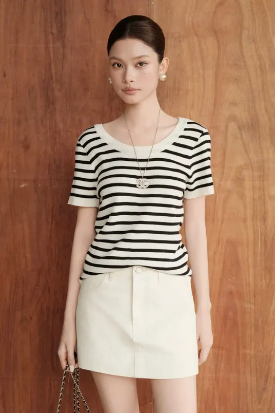 Sona Knit Top · RR26DK15 — original RUBIES photograph 4