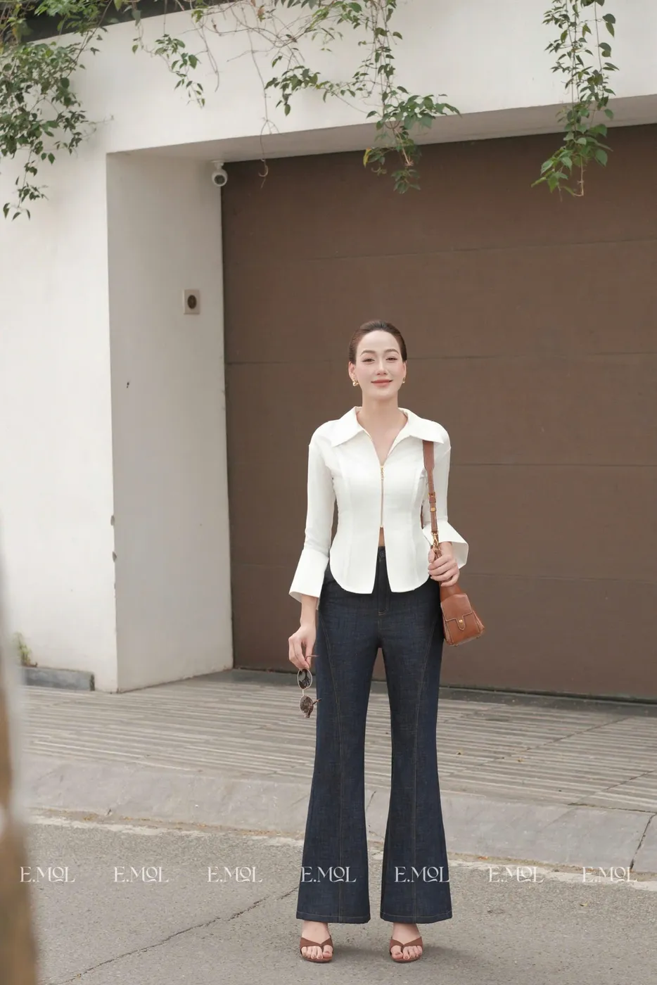 Flared Jeans with A Waistband and Only Hemmed Hips — original E.MOL photograph 1