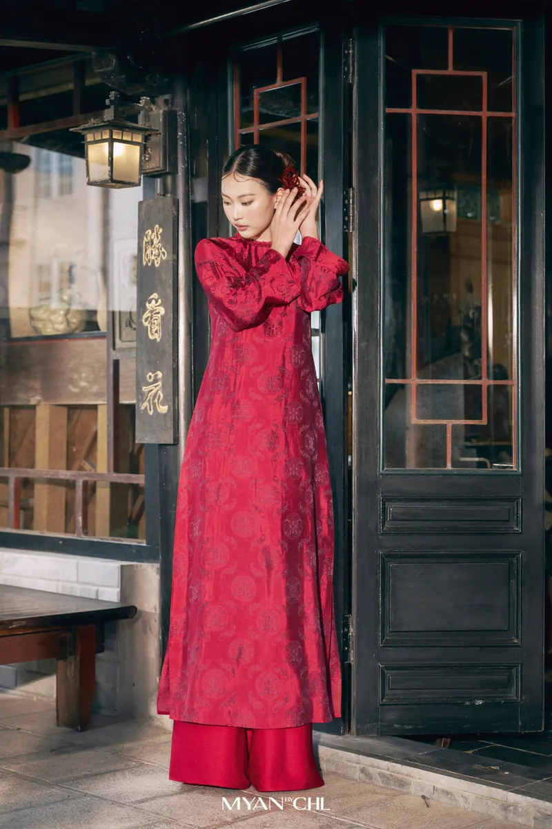 Tinh Diep Silk Ao Dai in Red