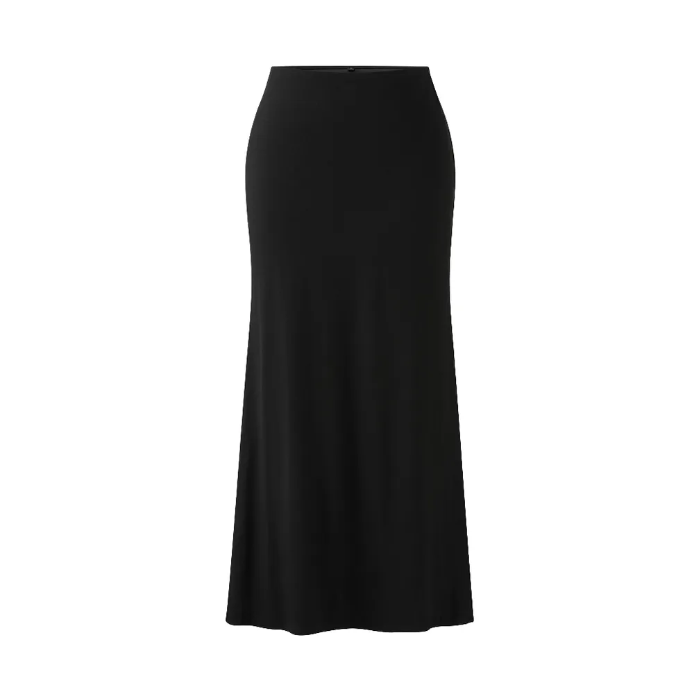 Linda Maxi Skirt · B0021 — original MIARITTA photograph 6