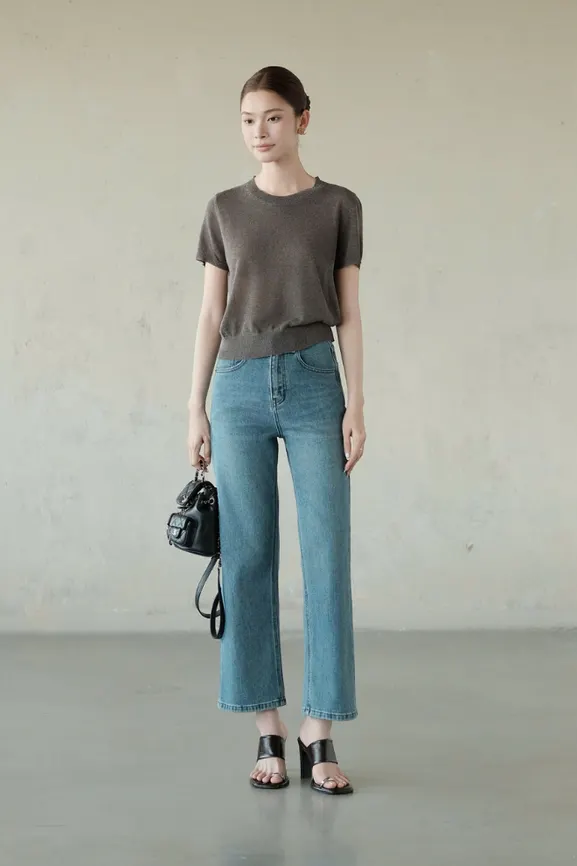 Lay Knit Top · RR26DK21 in Grey — original RUBIES photograph
