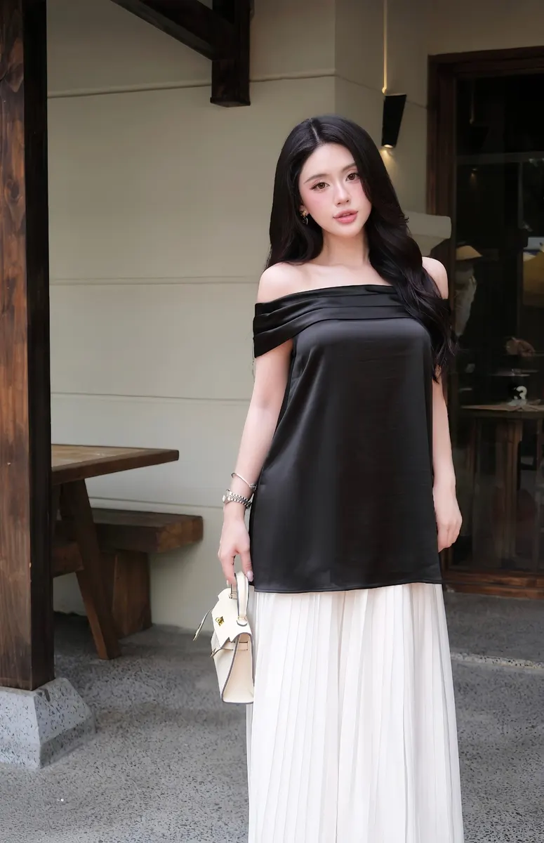 Relaxed Off-Shoulder Silk Top in Black