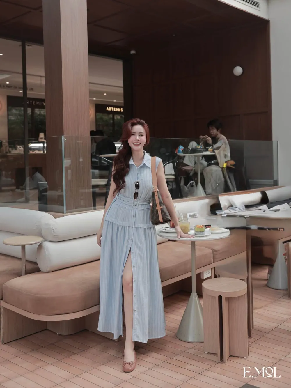 Long Dress with Open Pockets and Belt — original E.MOL photograph 1