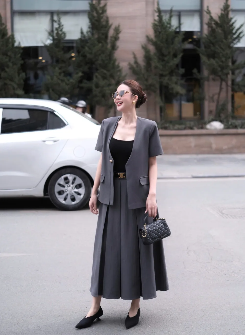Set Of Sleeveless Blazer and Long Pleated Skirt — original E.MOL photograph 1