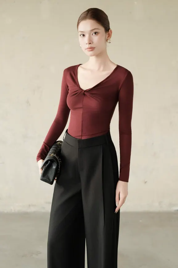 Twist T-Shirt · RR26AT09 — original RUBIES photograph 1