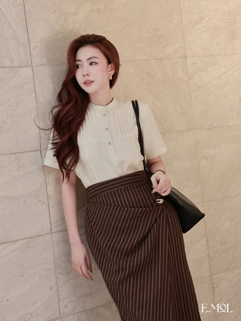 Short-Sleeved Vertical Pleated Boat Neck Shirt — original E.MOL photograph 1