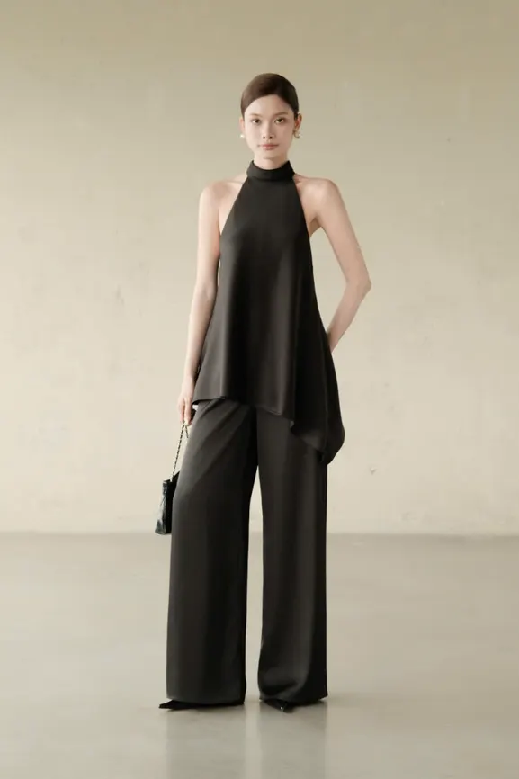 Mirin Top · RR26AK28 in Black — original RUBIES photograph