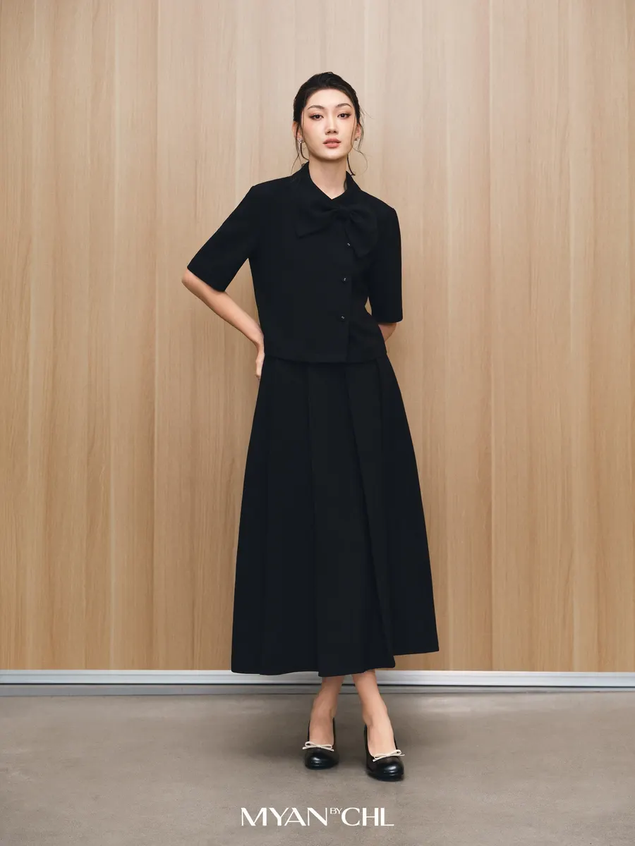 Long Skirt with Wide Pleats in Blue