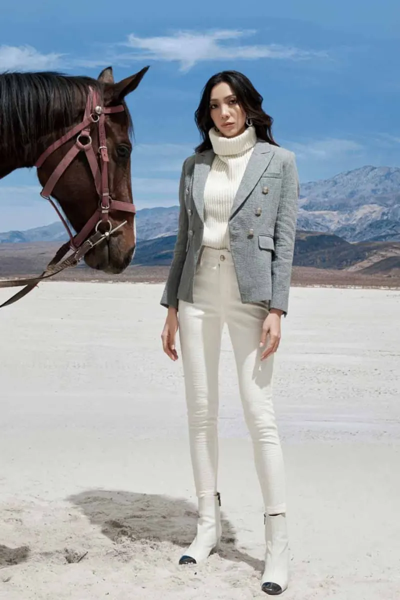 Canon Blazer — original WHITE ANT photograph 1