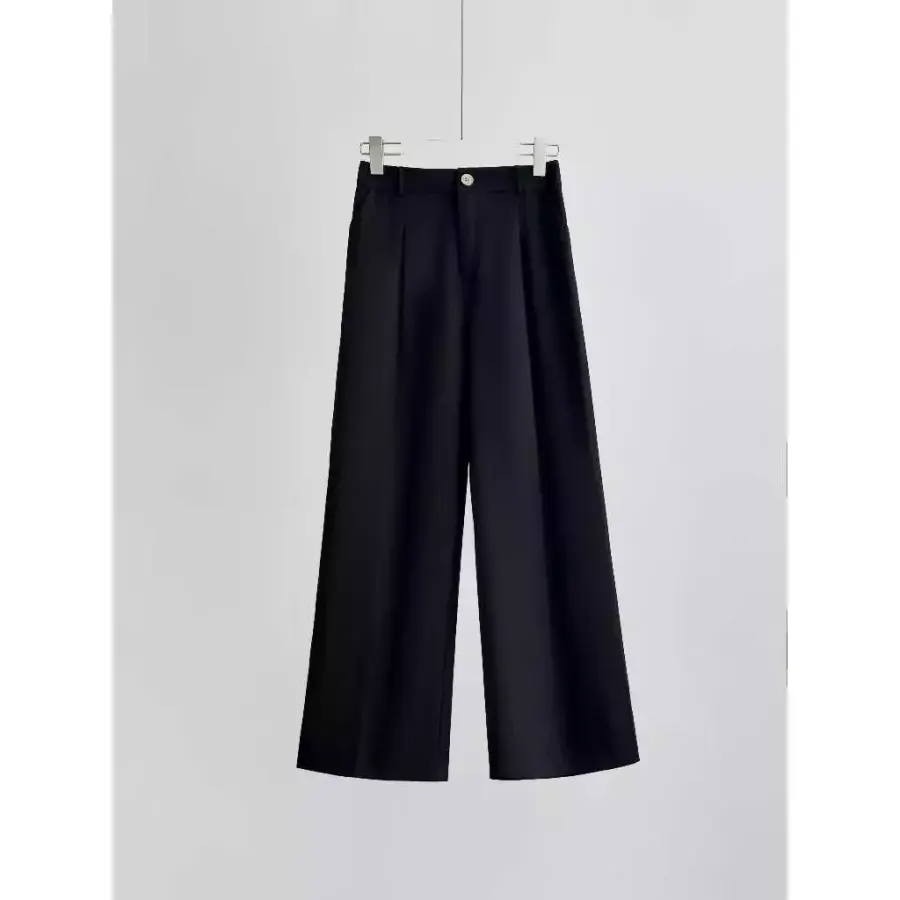Tailored Straight-Leg Trousers with Slant Pockets in Black