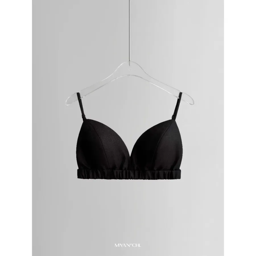 Linen Elastic-Back Bralette in Black
