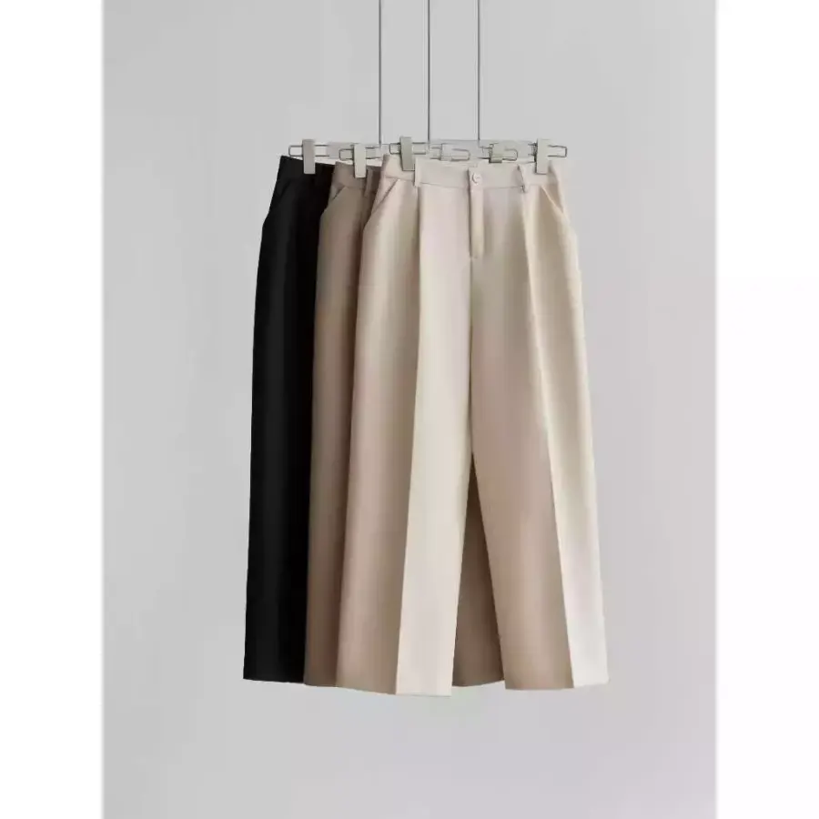Single-Pleat Straight-Leg Trousers with Statement Buttons in Black