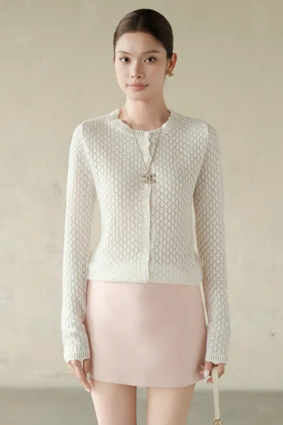Milky Knit Top · RR26DK13 — original RUBIES photograph 2