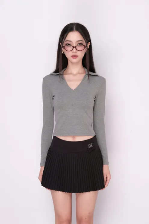 Judy Skort · RR24VQ45 in Black — original RUBIES photograph