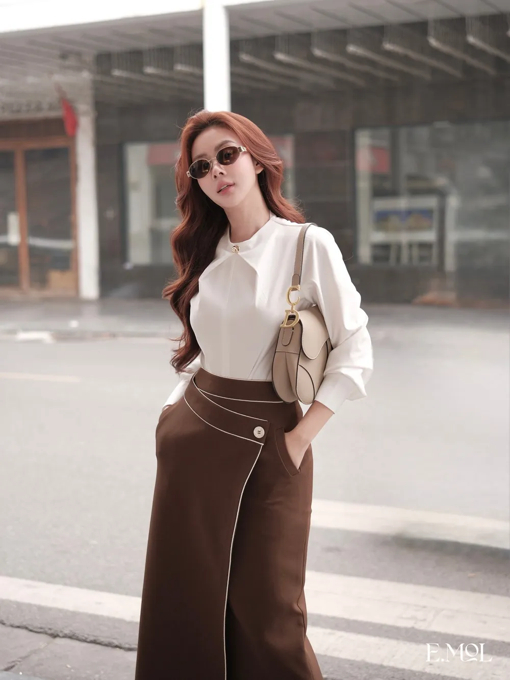 Stylized Elastic Collar Shirt — original E.MOL photograph 1